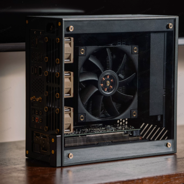 Sff Mini Itx Cnc Aluminum Chassis - Case LP P6 ITX in Alluminio