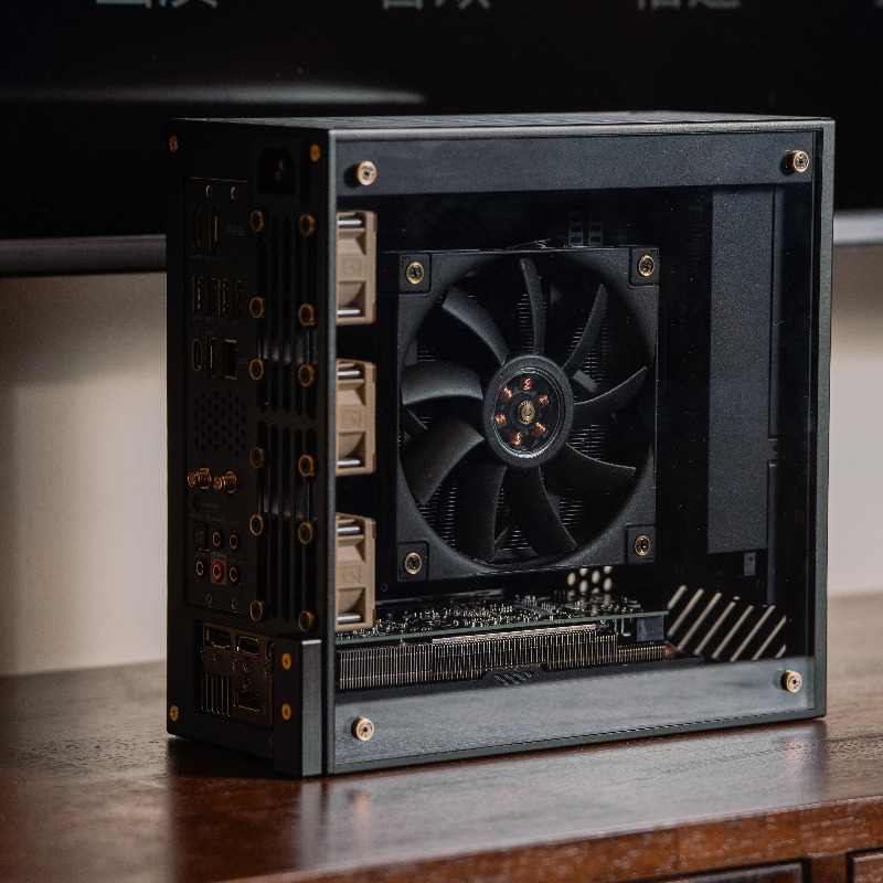 Telaio mini PC CNC in allumini - Sff Mini Itx Cnc Aluminum Chassis recensione e prezzo